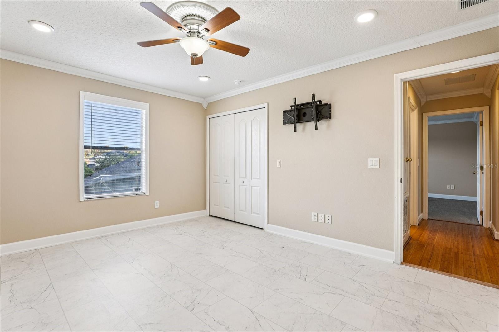 VISTA LAKES VILLAGE N-3 COLONIE - Residential