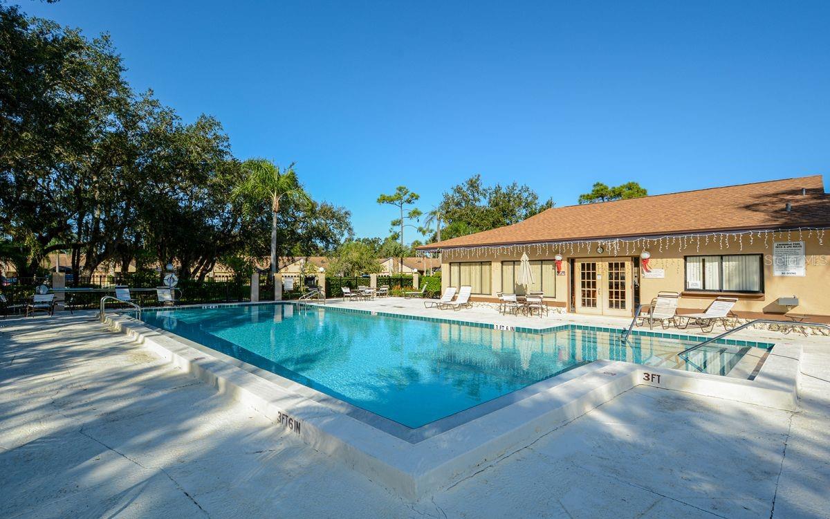 AVISTA OF PALM-AIRE SEC 1 - Residential Lease