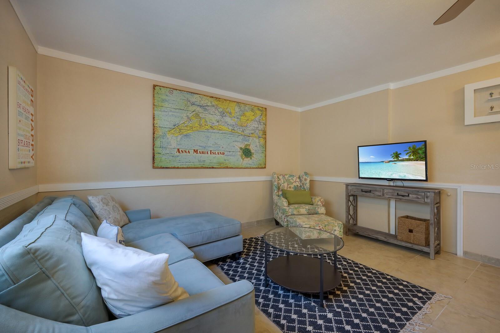 LARDAS UNIT ONE - Residential