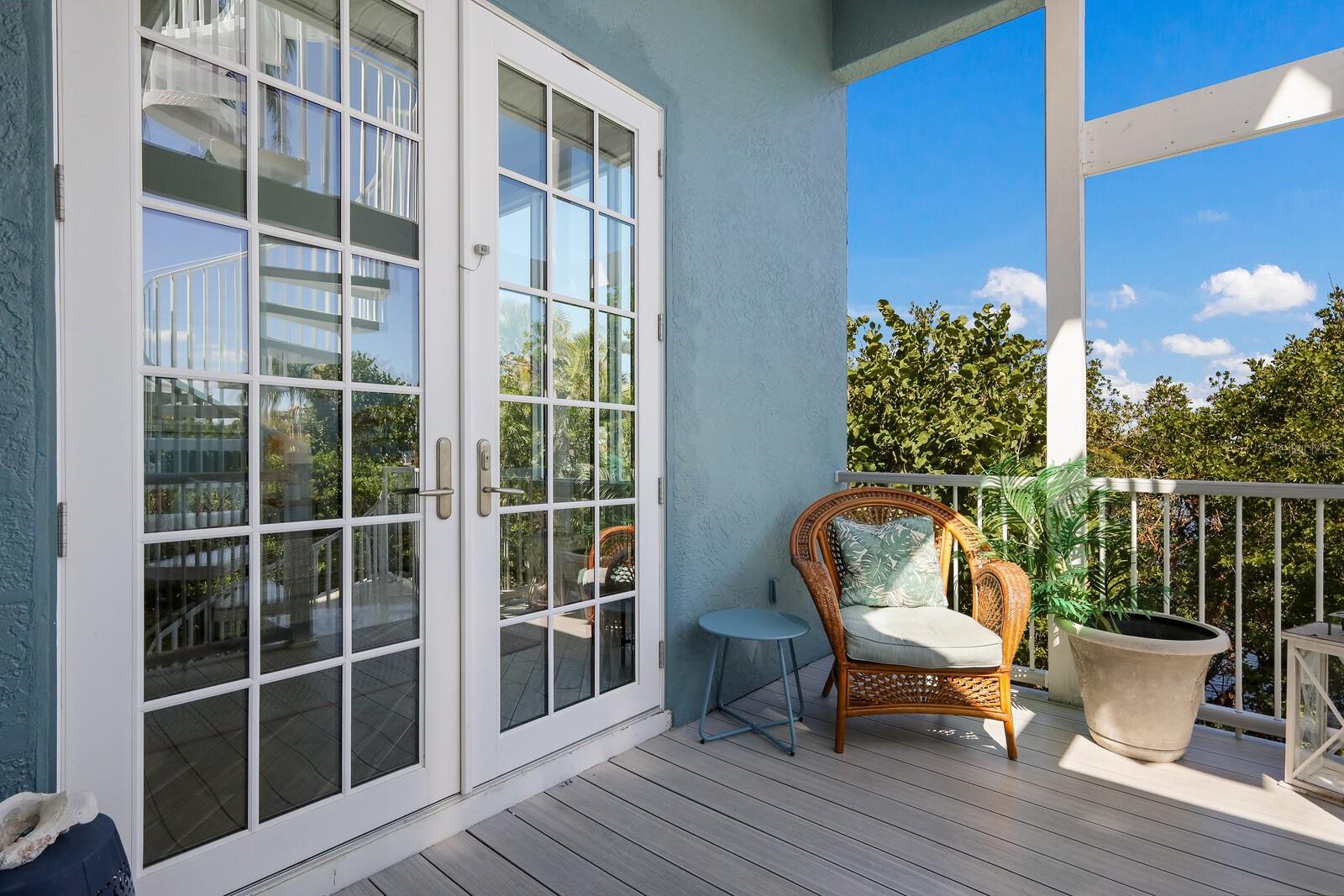 LARDAS UNIT ONE - Residential