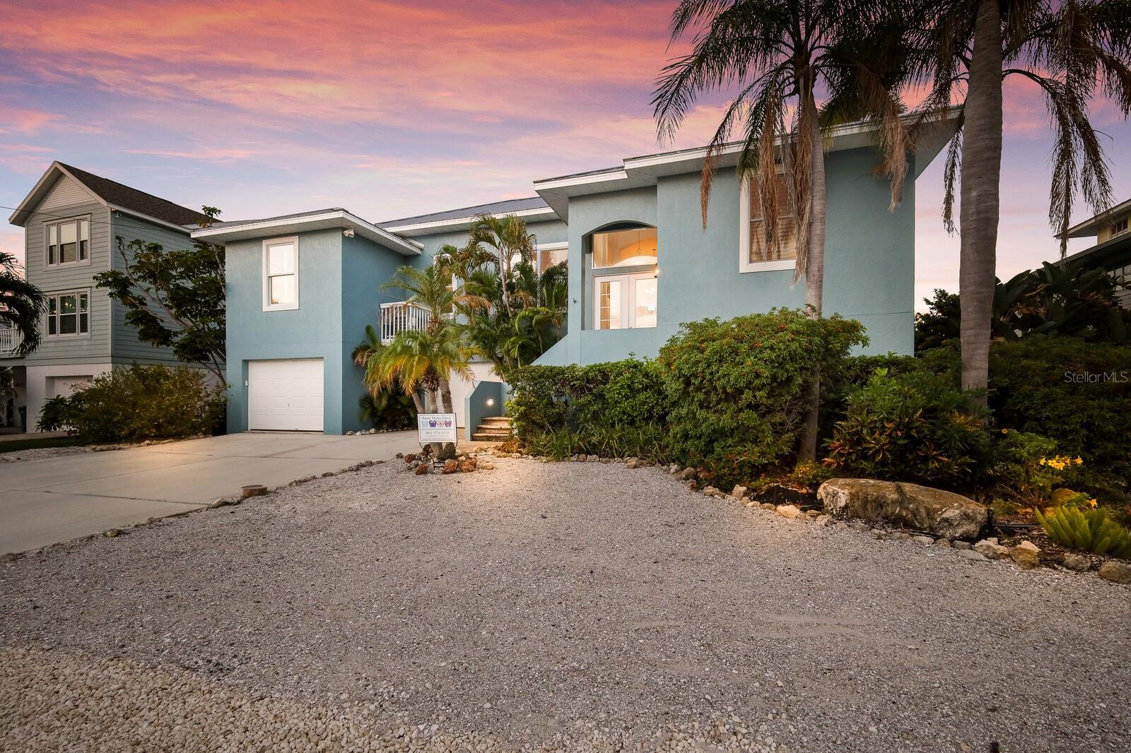 LARDAS UNIT ONE - Residential