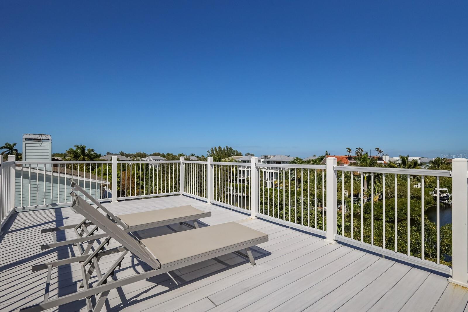 LARDAS UNIT ONE - Residential