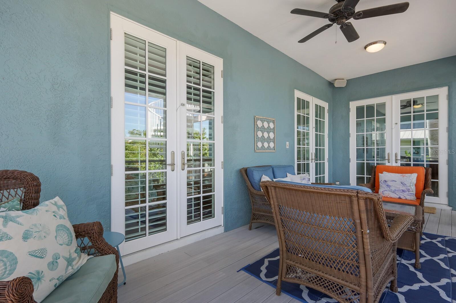 LARDAS UNIT ONE - Residential