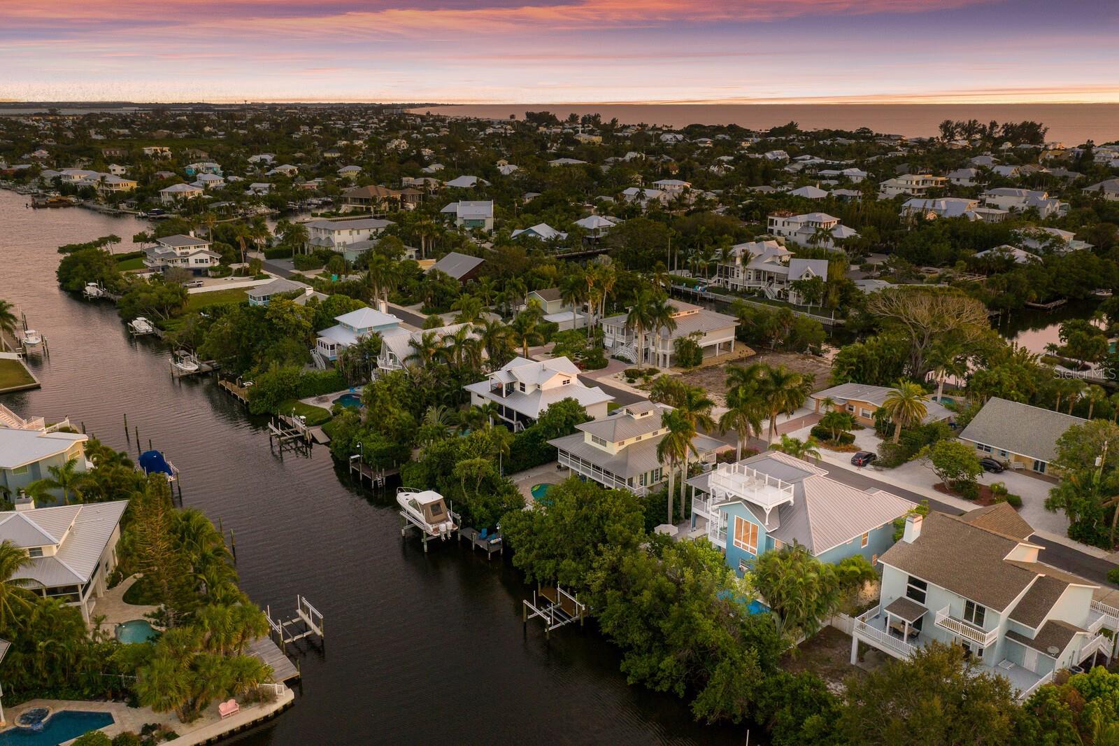 LARDAS UNIT ONE - Residential