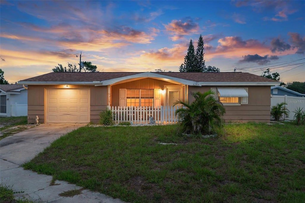 Photo of 5253 Forest Hills Drive, Holiday, FL 34690 (MLS # W7889664)