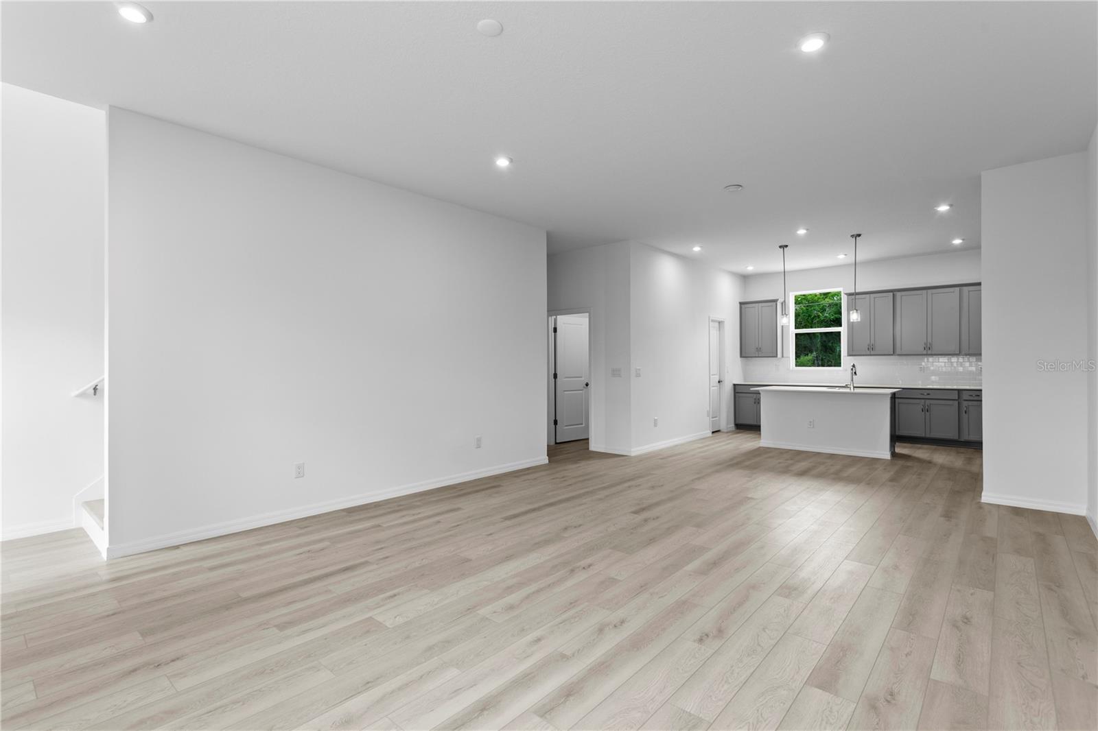 WESTCHASE STATION TOWNHOMES - Residential