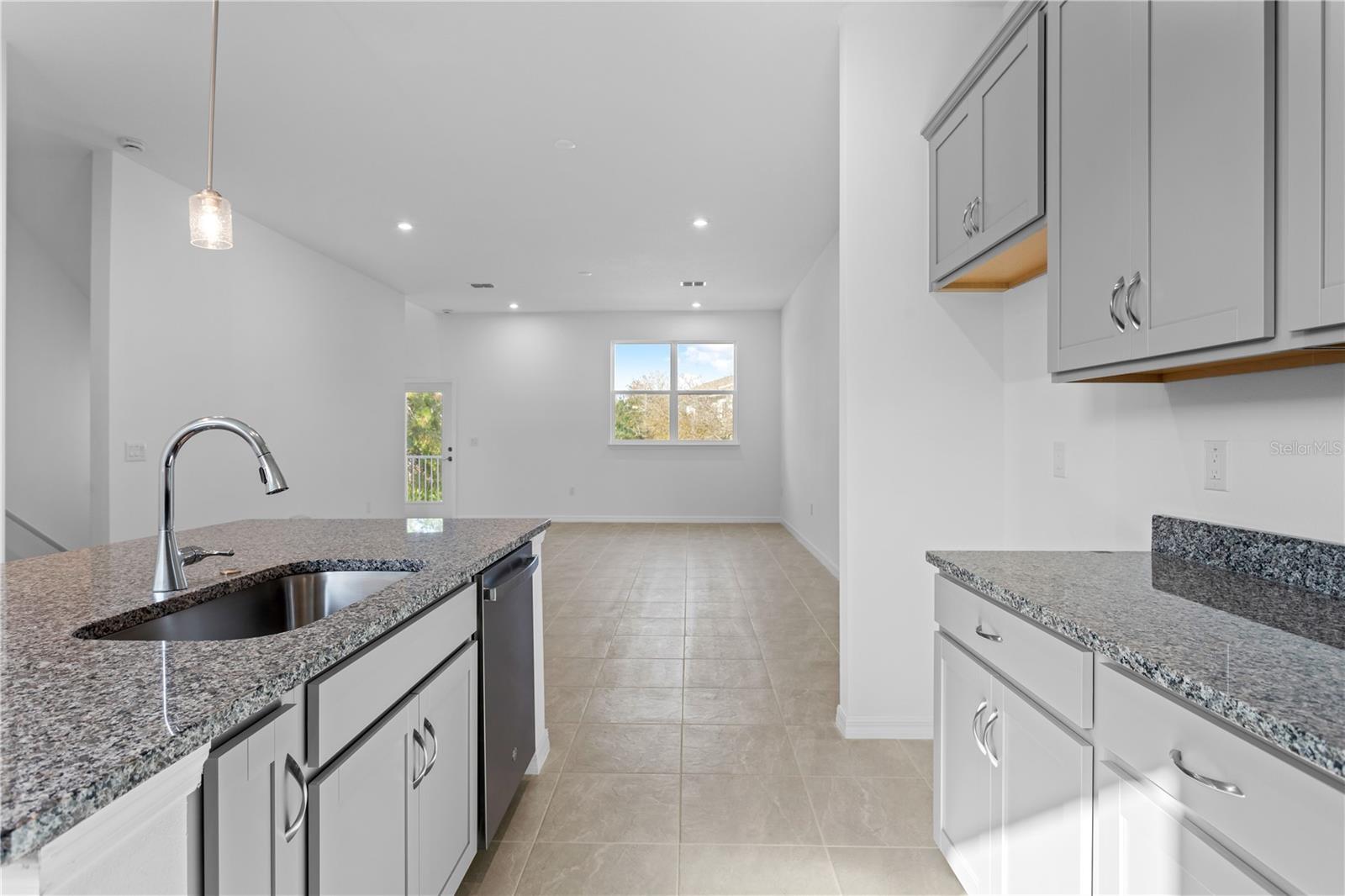 WESTCHASE STATION TOWNHOMES - Residential