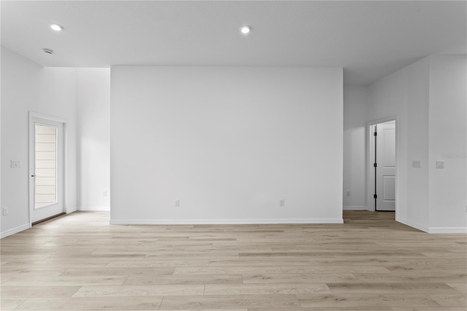 WESTCHASE STATION TOWNHOMES - Residential