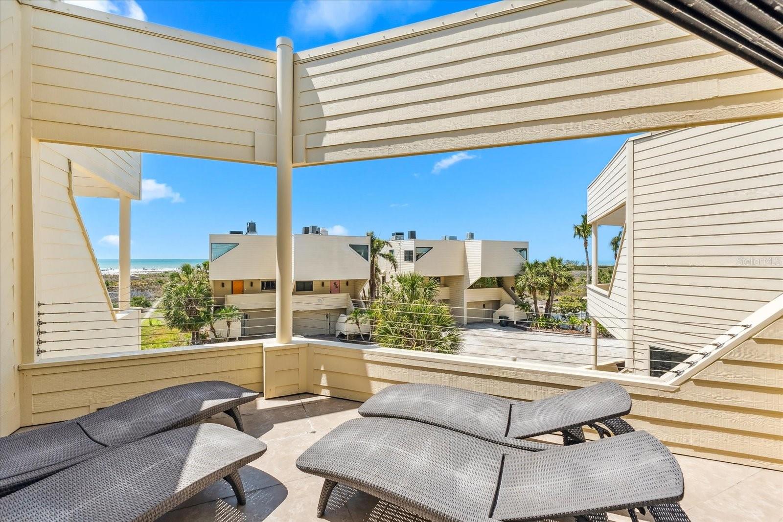 TIFFANY SANDS - Residential