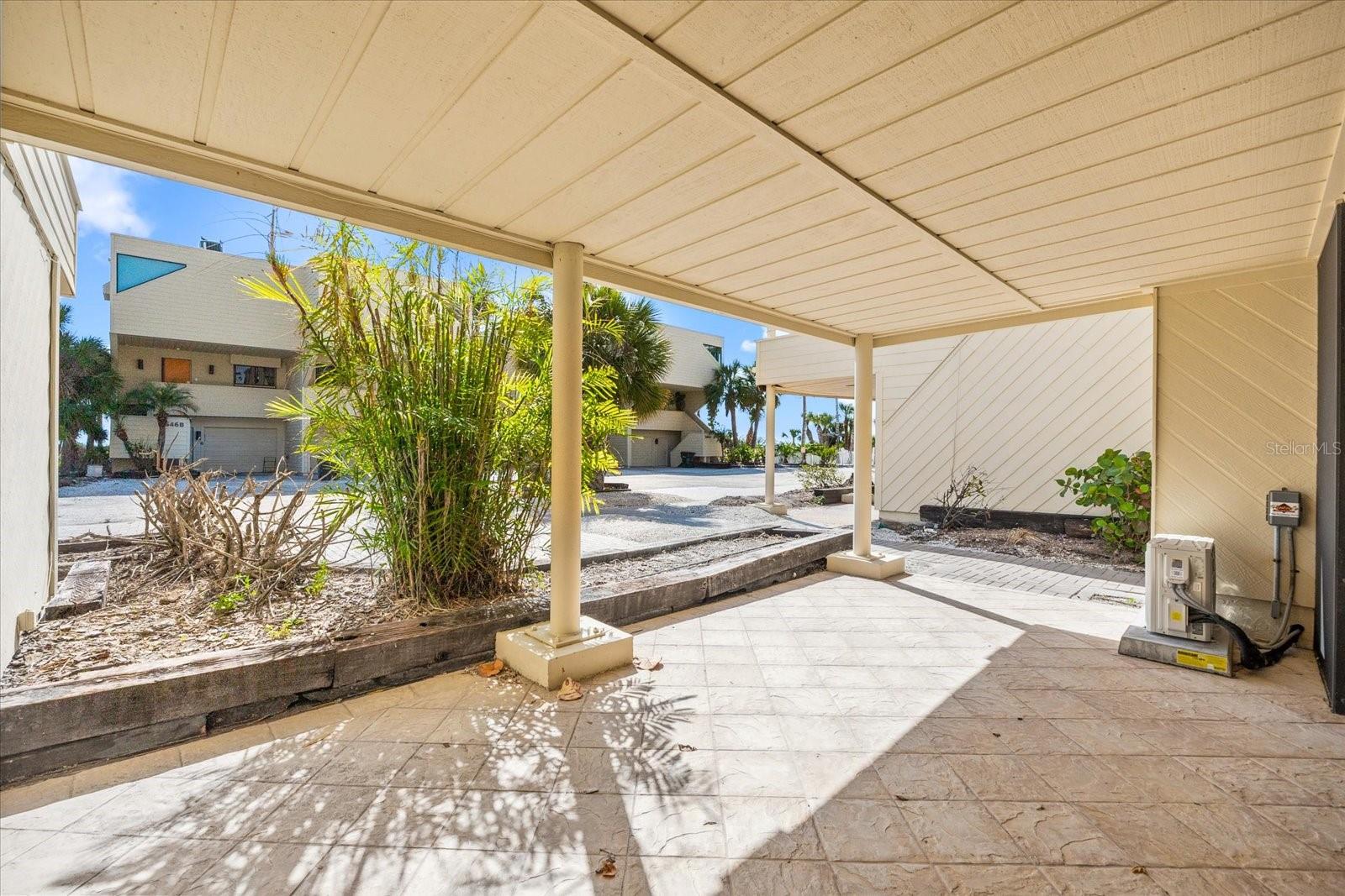 TIFFANY SANDS - Residential