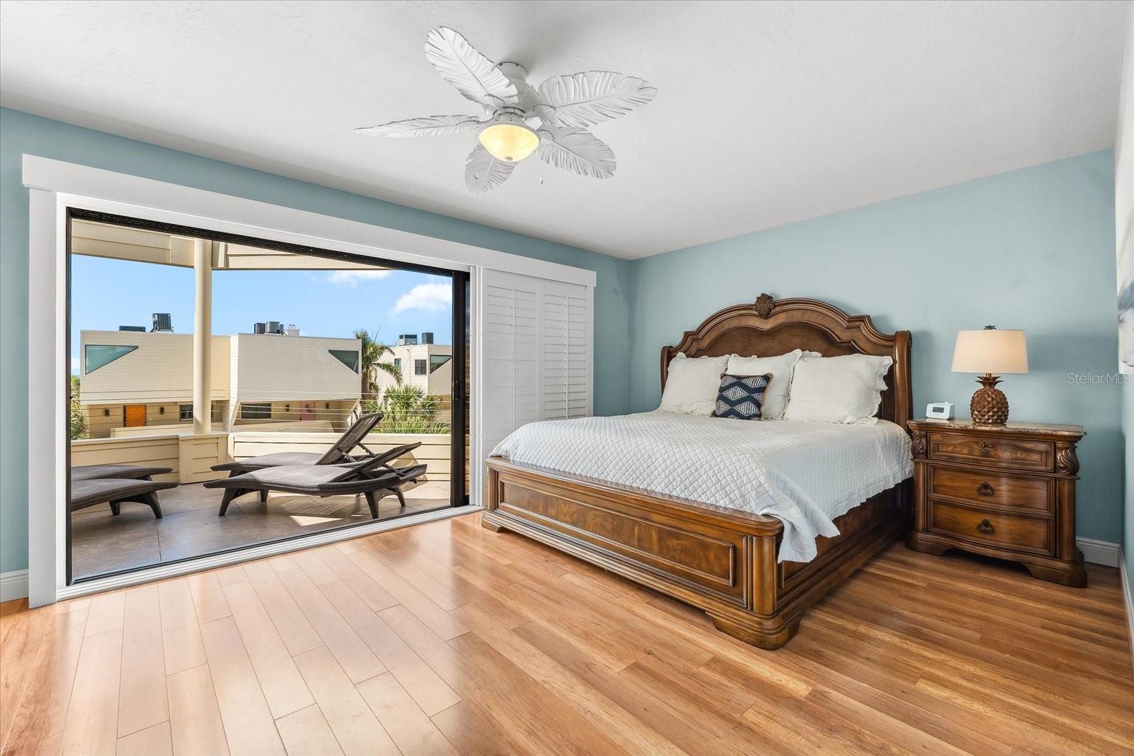 TIFFANY SANDS - Residential