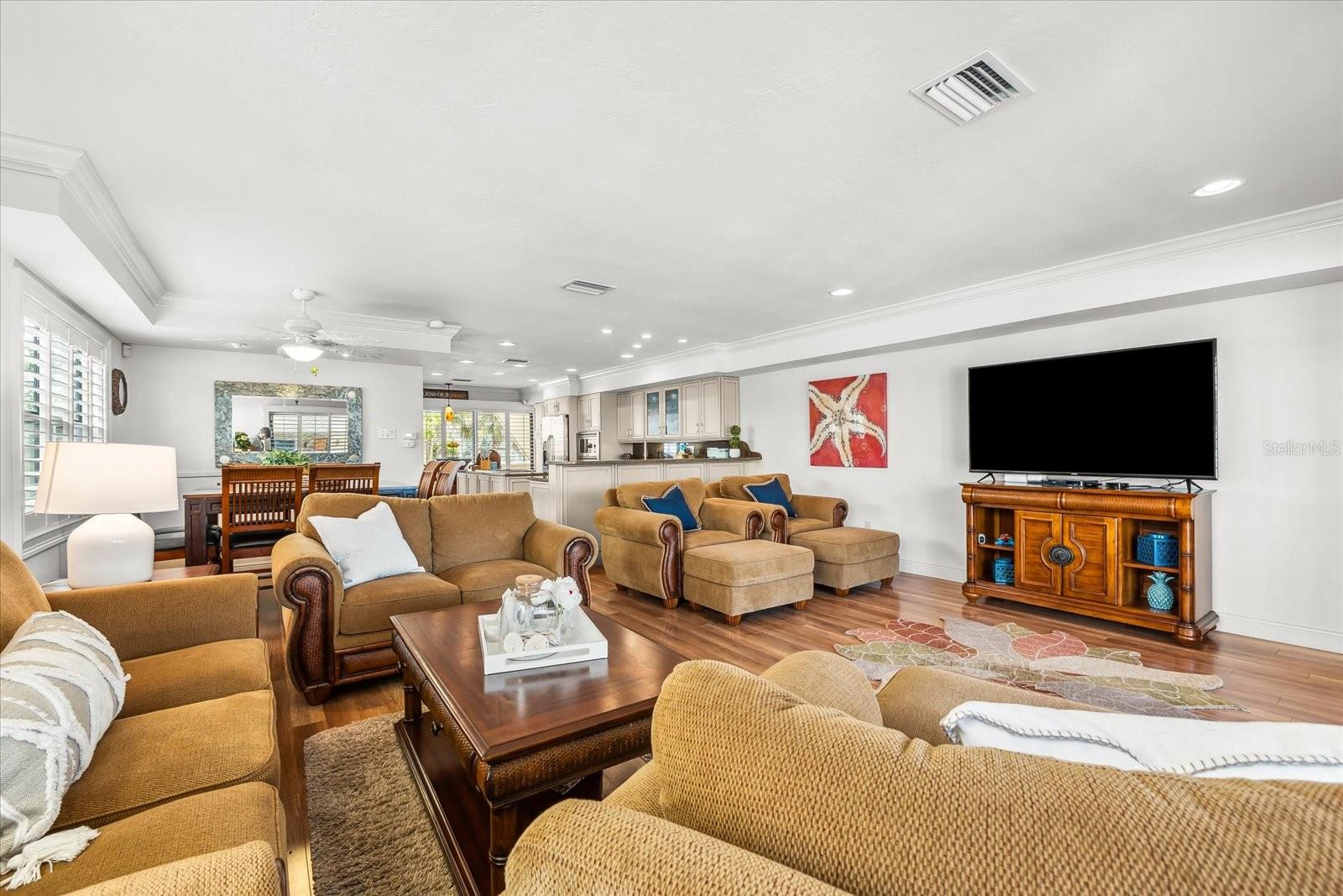 TIFFANY SANDS - Residential