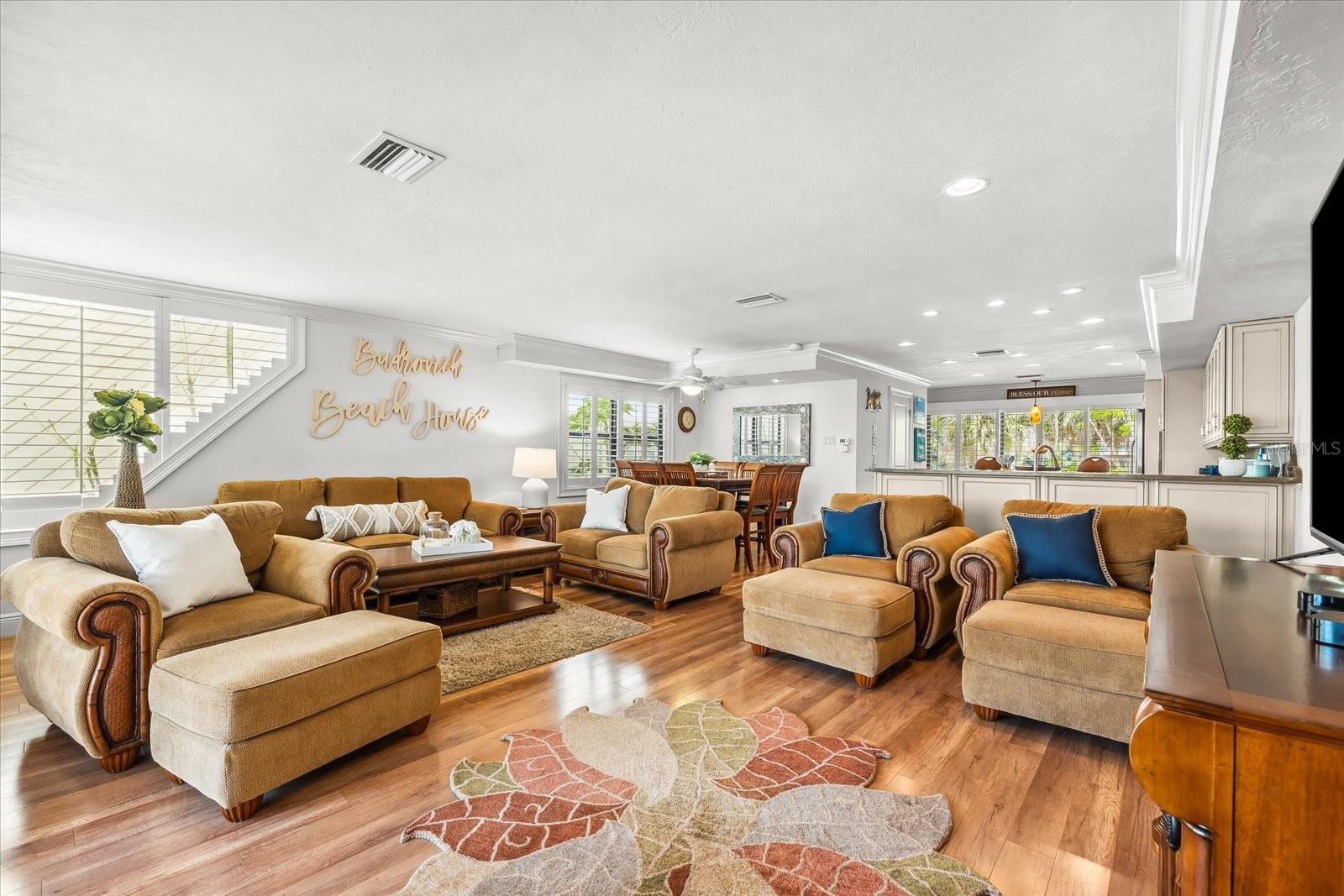 TIFFANY SANDS - Residential