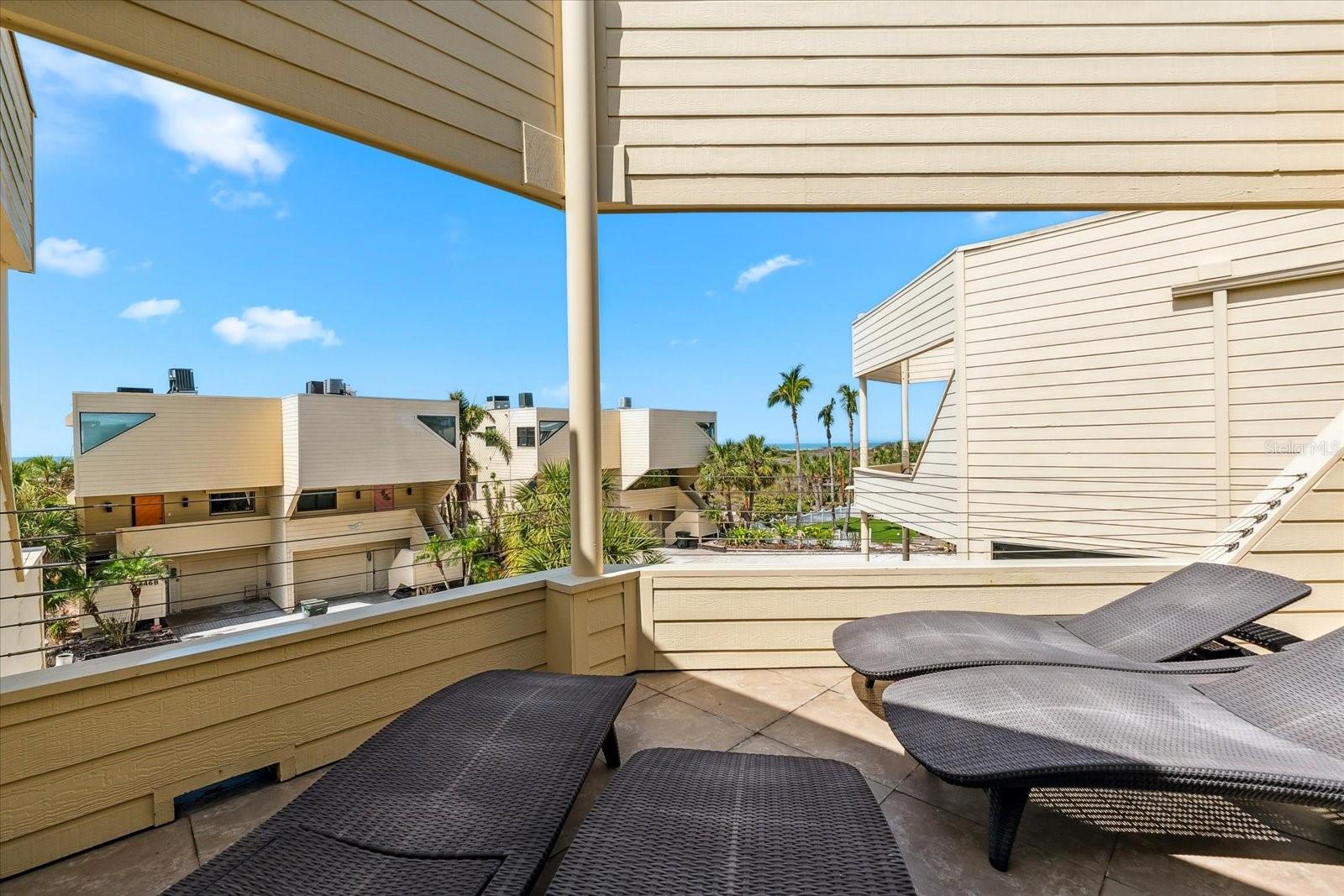 TIFFANY SANDS - Residential