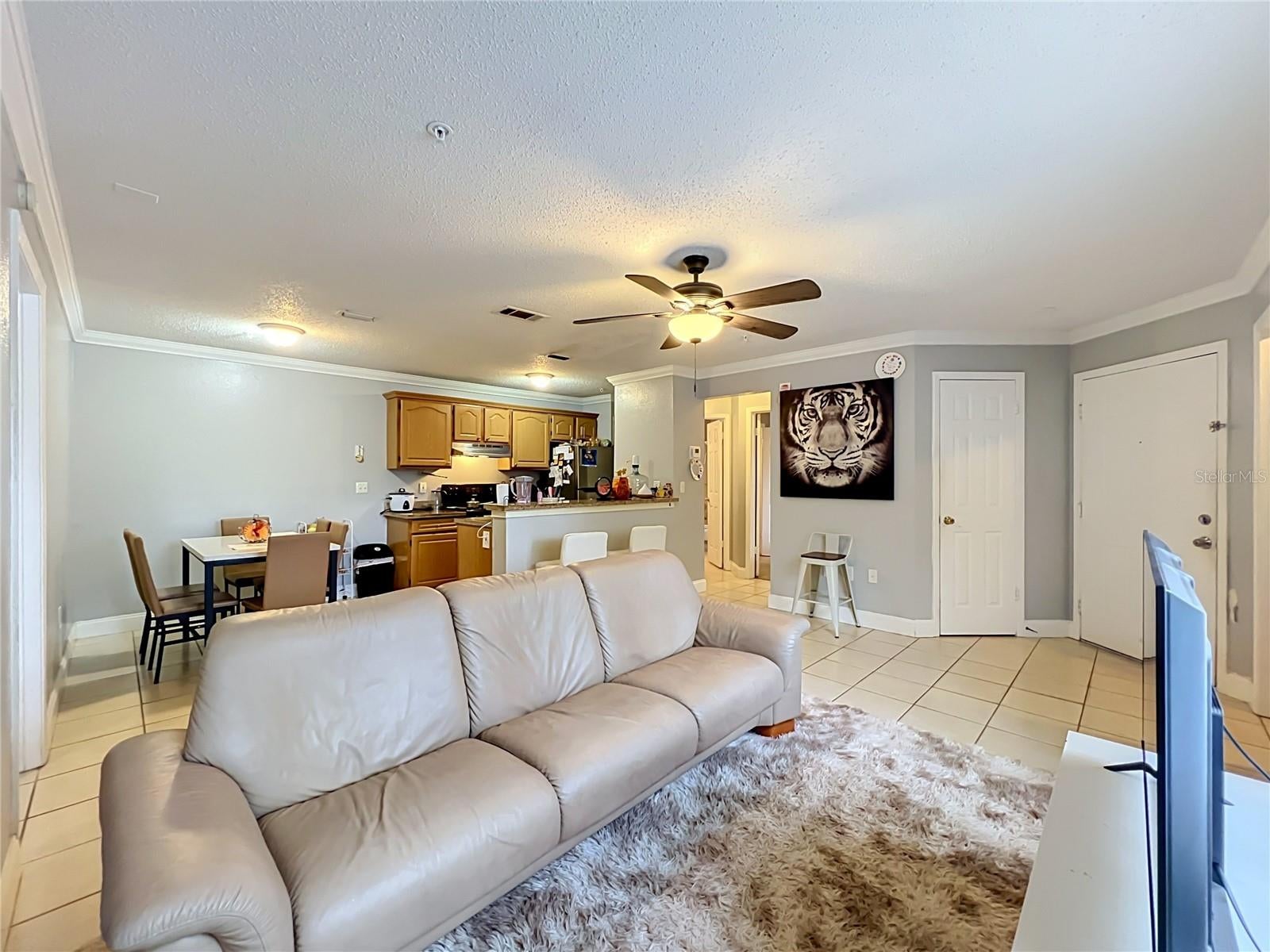 615 DORY LANE 102