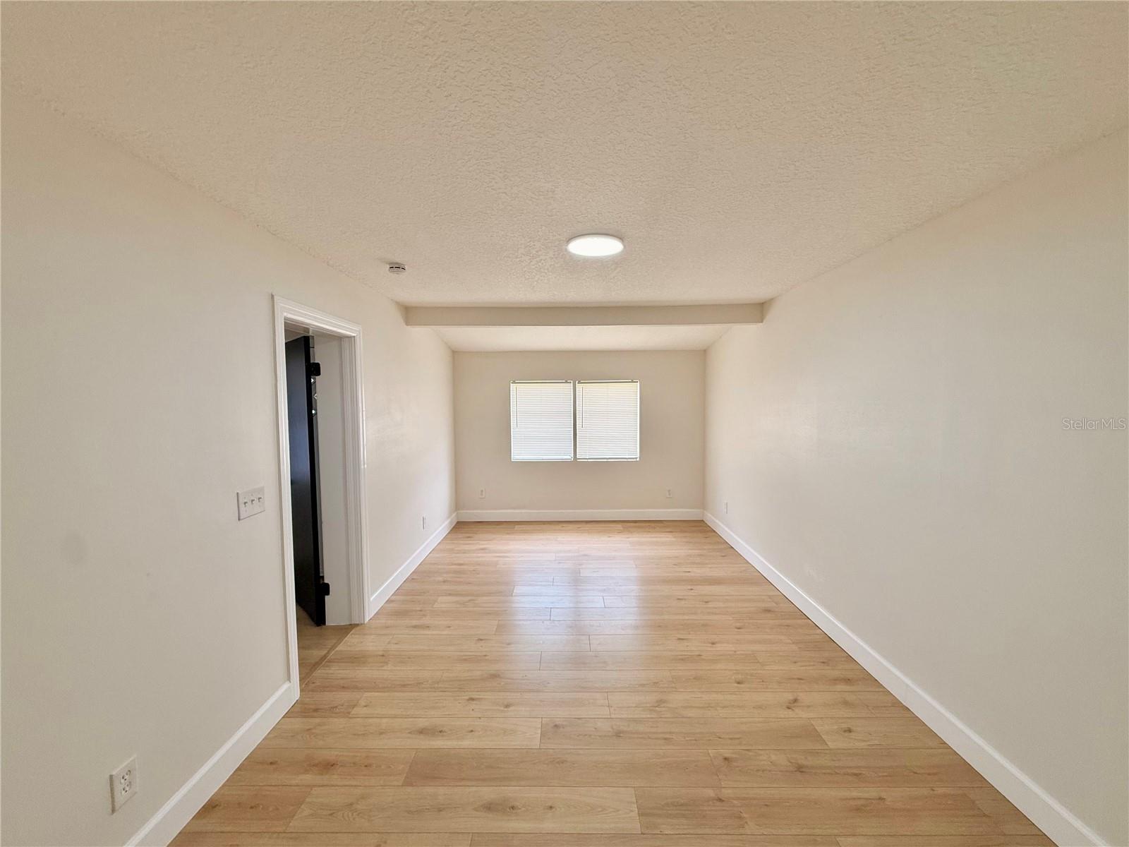 ROYAL ESTATES - Residential