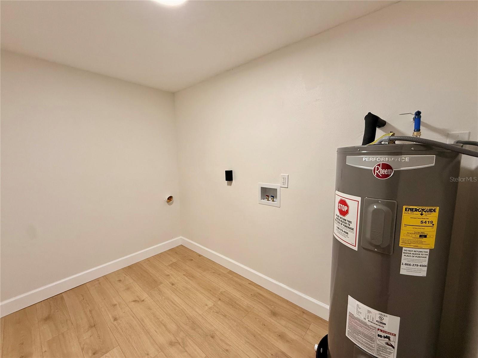 ROYAL ESTATES - Residential