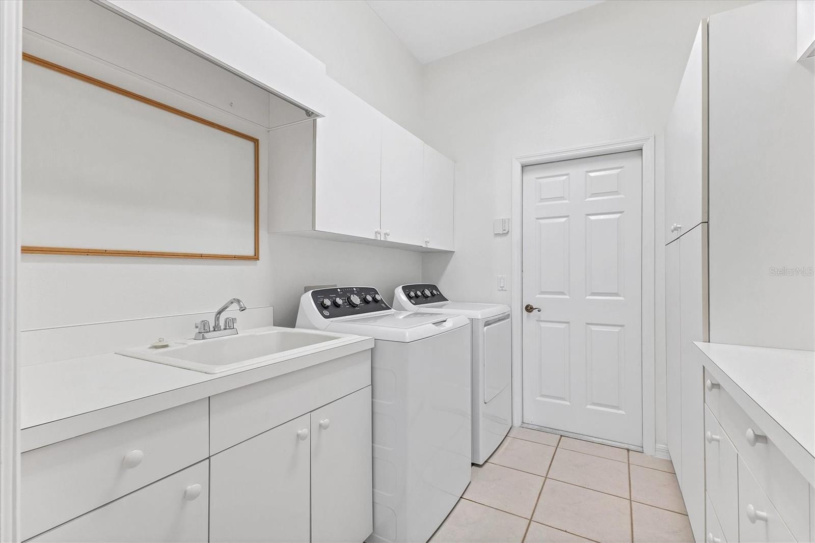 HAWTHORN PARK PH II - Residential