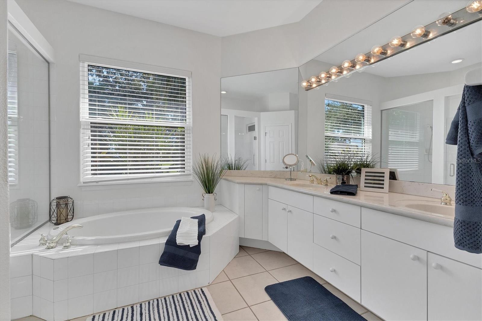 HAWTHORN PARK PH II - Residential