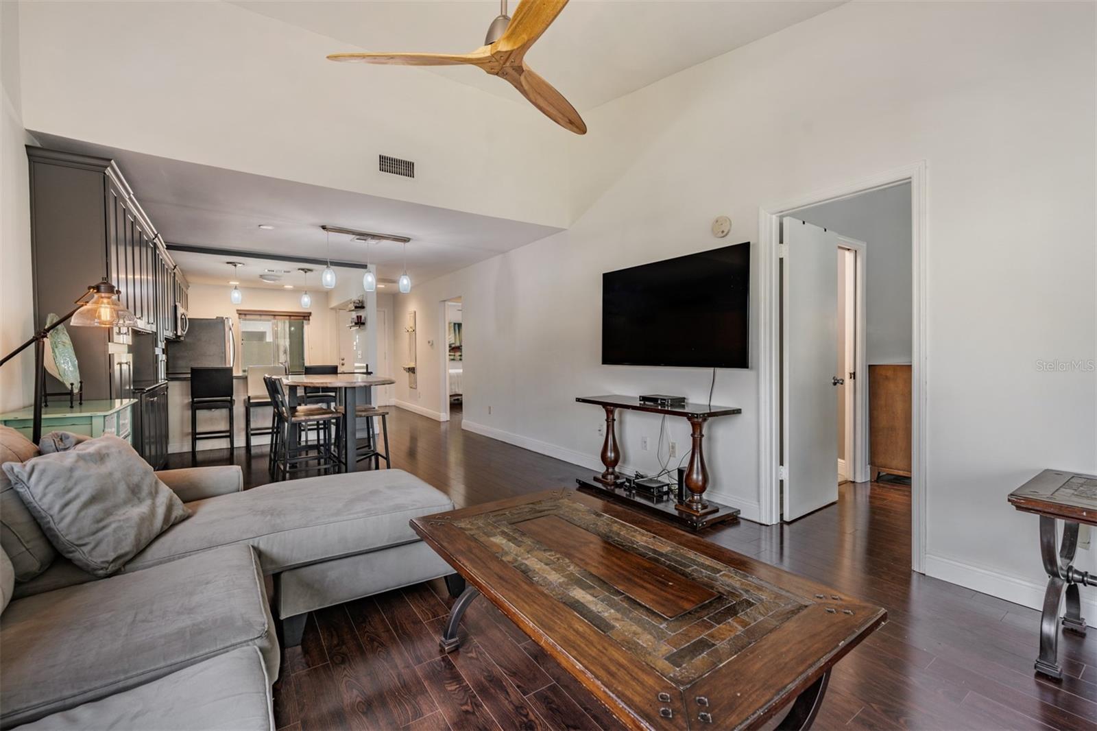 CURLEW LANDINGS - Residential