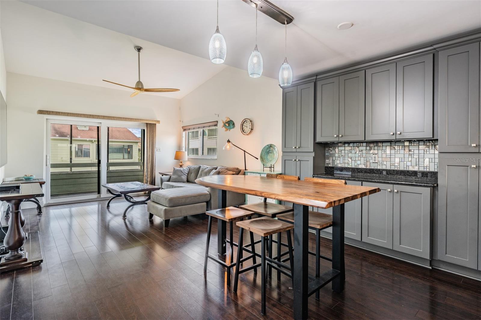 CURLEW LANDINGS - Residential