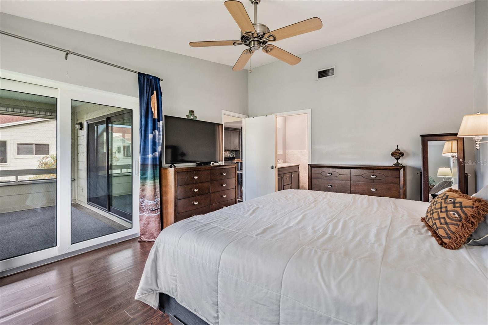 CURLEW LANDINGS - Residential