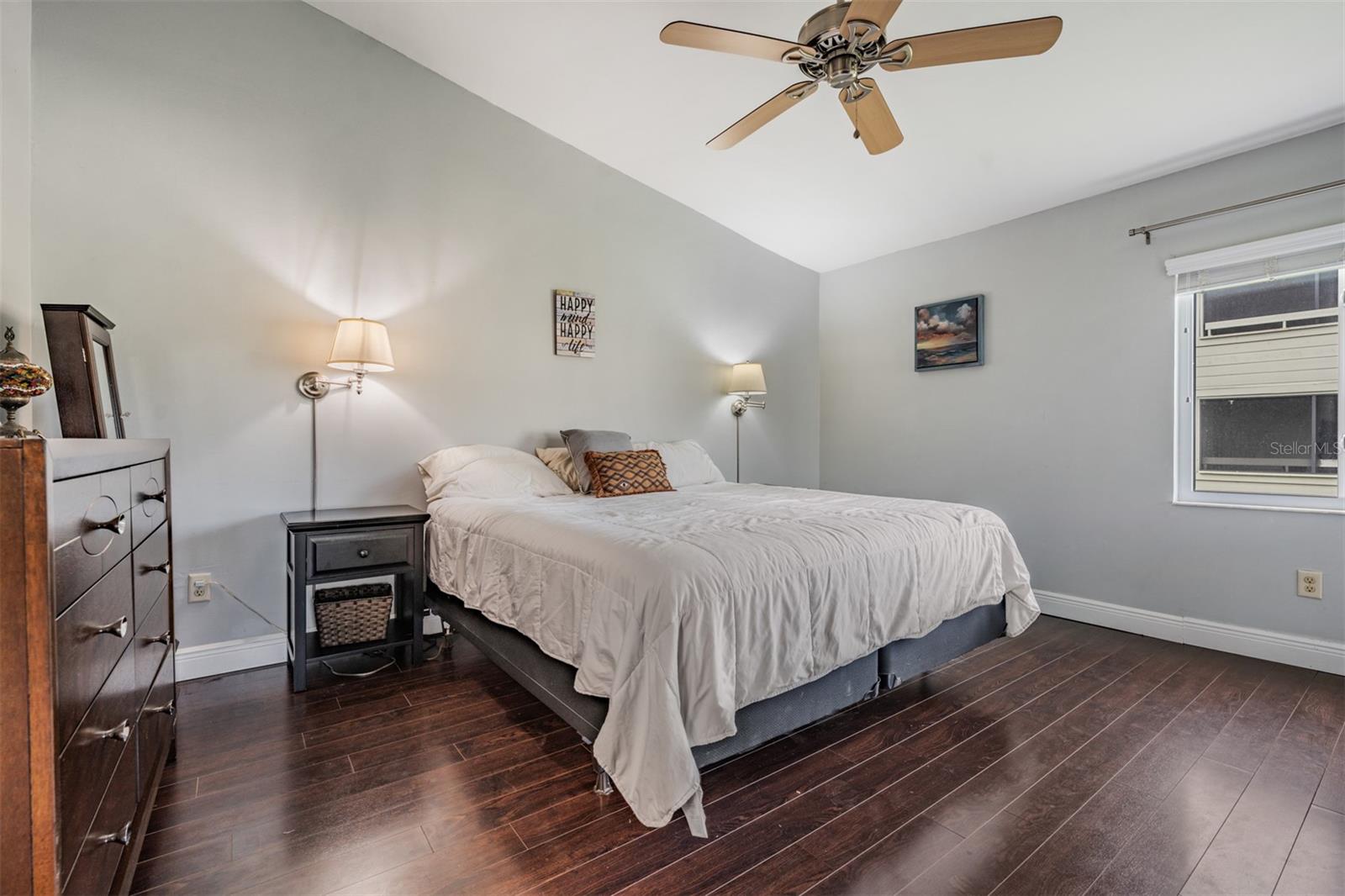 CURLEW LANDINGS - Residential