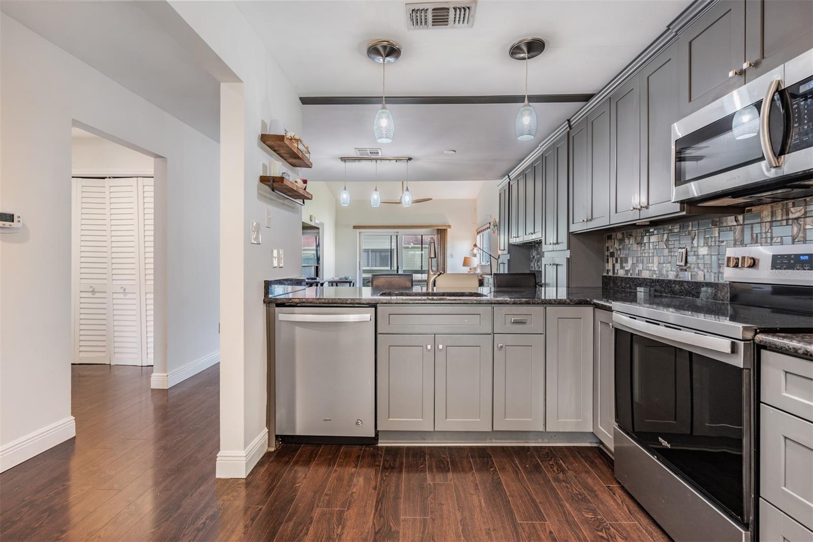 CURLEW LANDINGS - Residential