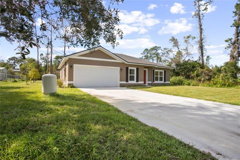 A home in DELAND