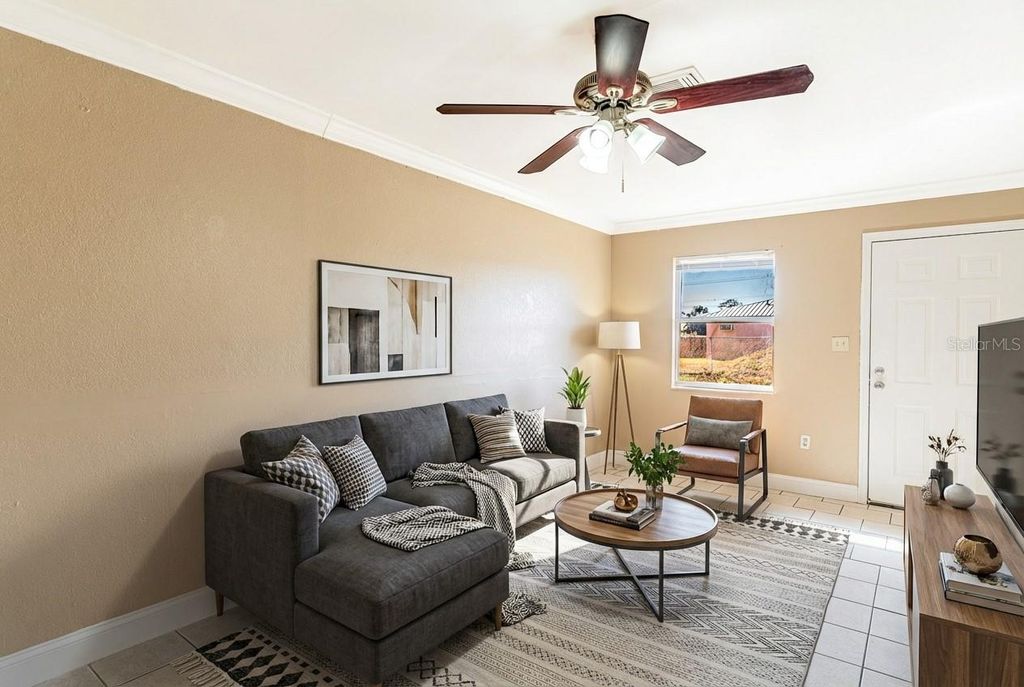 Photo of 118 Oak Crest Drive NW, Winter Haven, FL 33881 (MLS # L4959244)