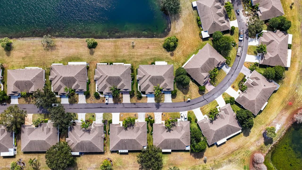 BROOKFIELD CONDO - Residential