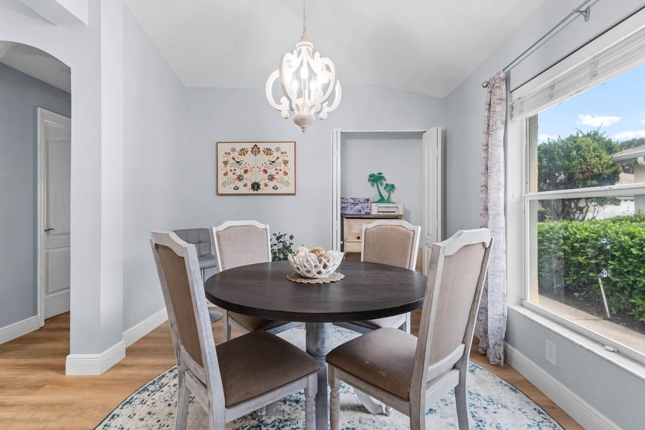 BROOKFIELD CONDO - Residential