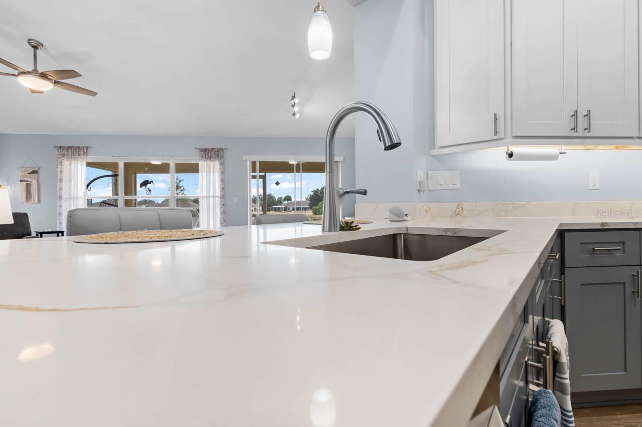 BROOKFIELD CONDO - Residential