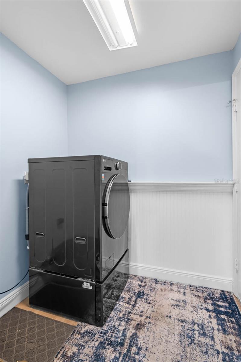 BROOKFIELD CONDO - Residential