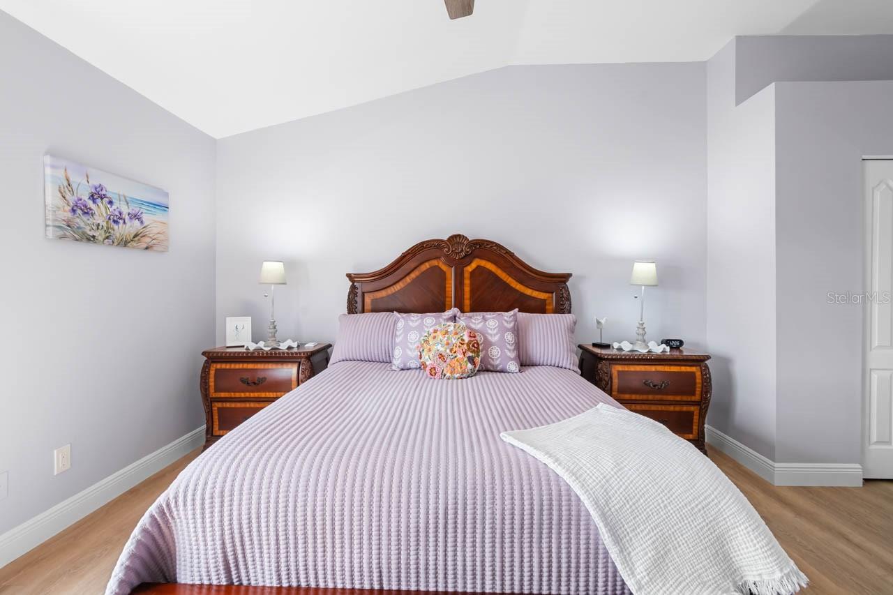 BROOKFIELD CONDO - Residential