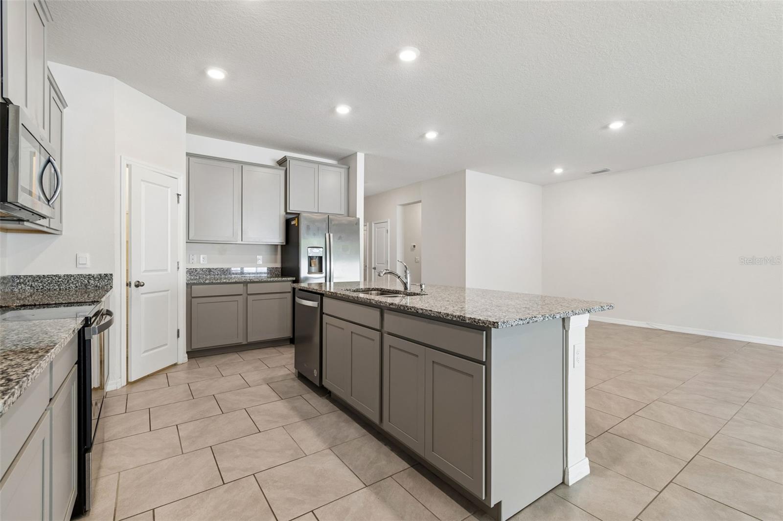 SILVERADO RANCH SUB - Residential