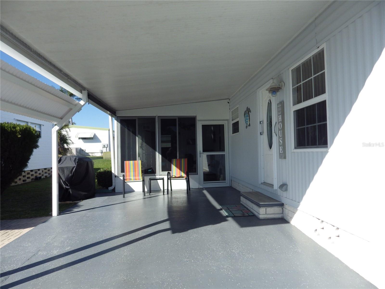 574 QUEEN PALM STREET