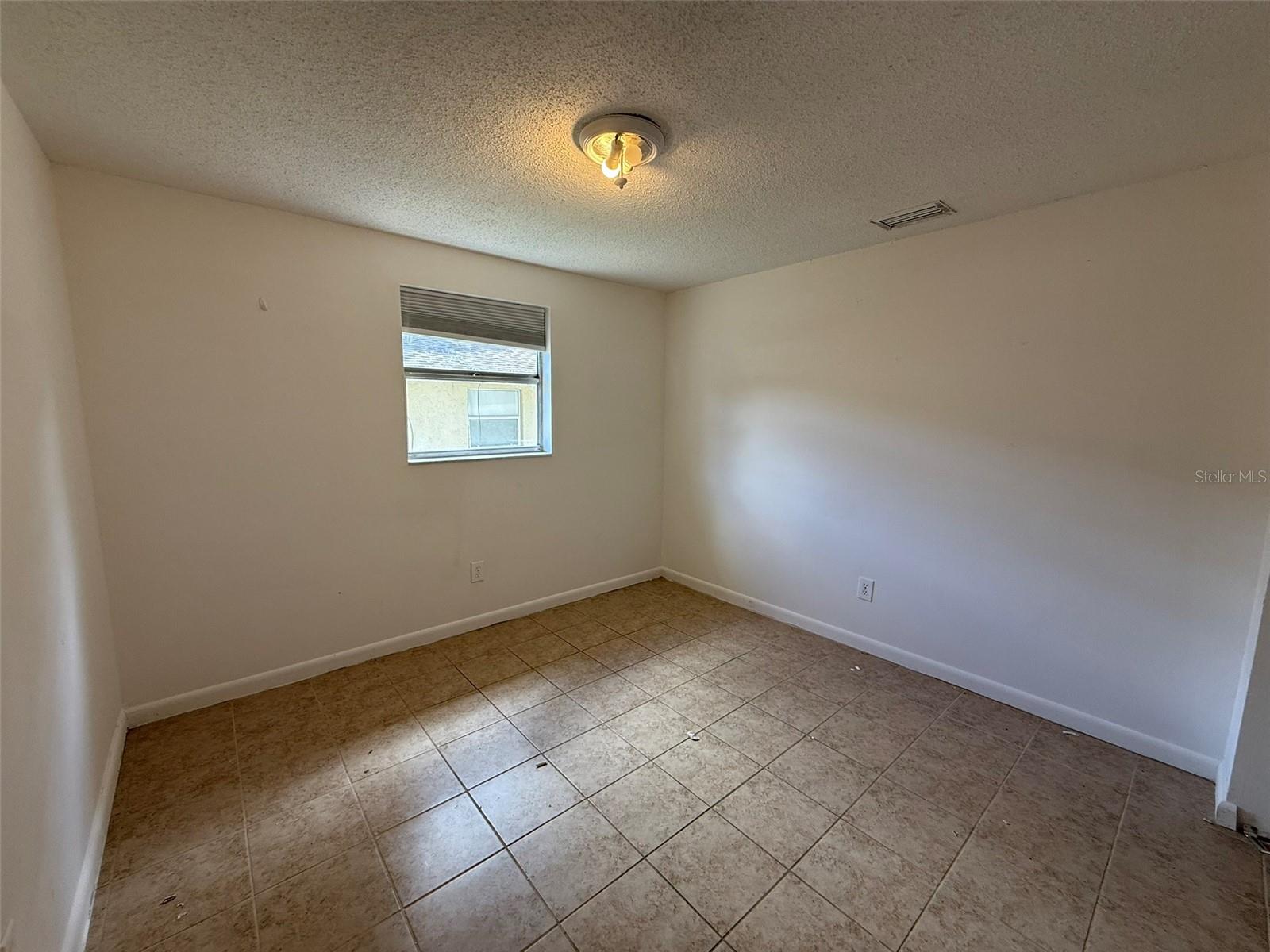 UNPLATTED - Residential Lease