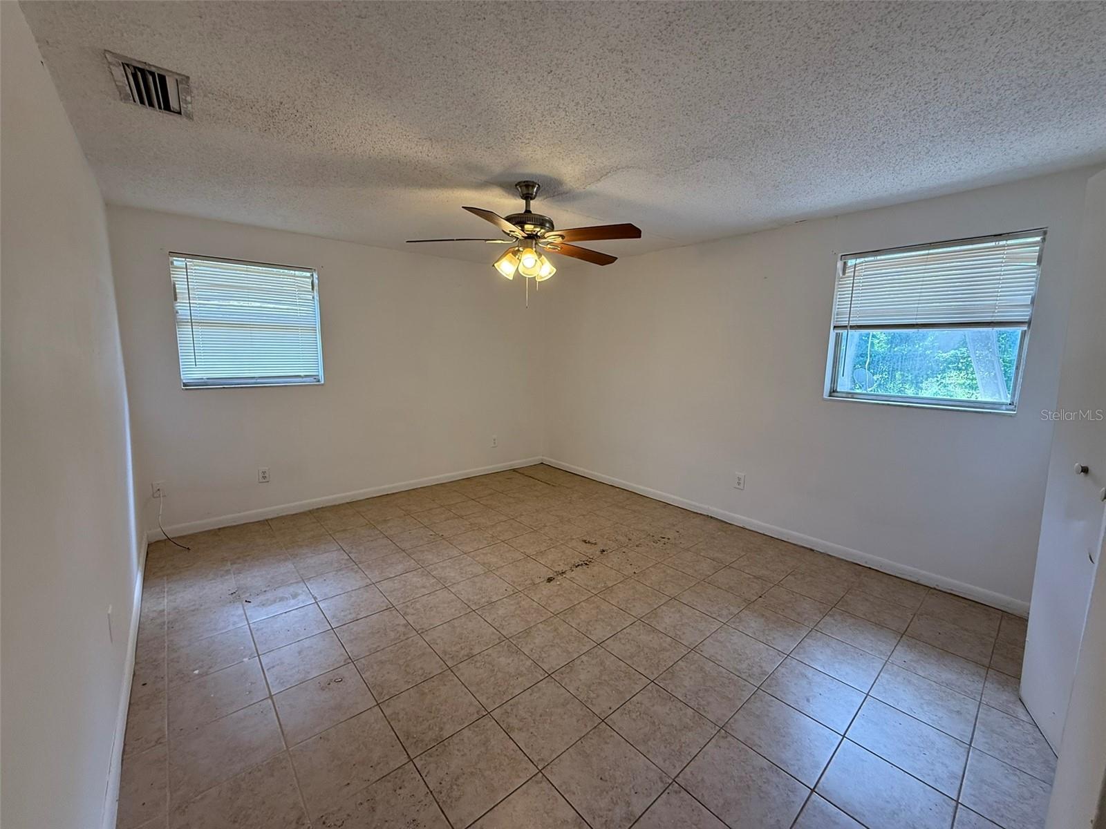 UNPLATTED - Residential Lease