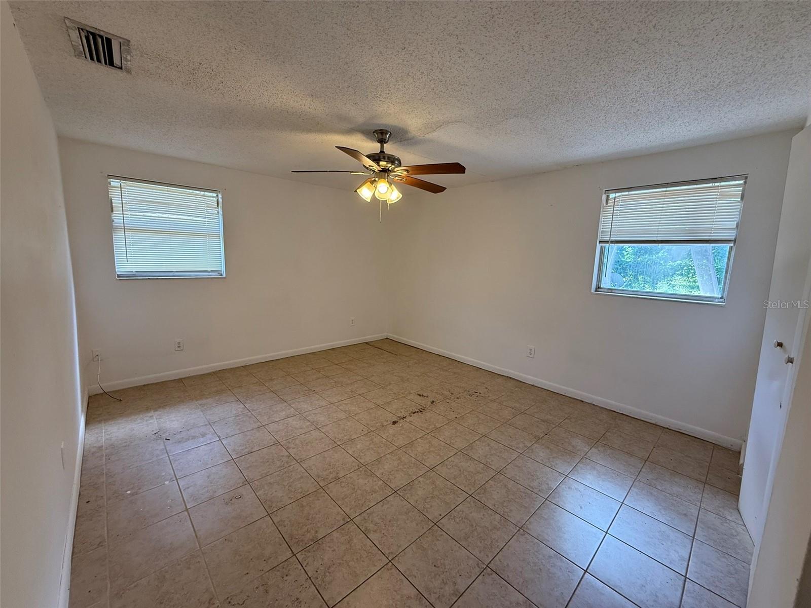 UNPLATTED - Residential Lease