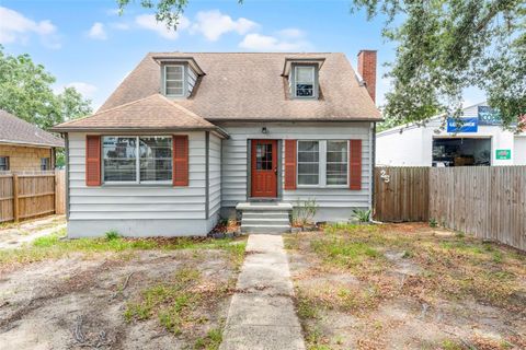 25 E PINECREST AVENUE EUSTIS FL 32726