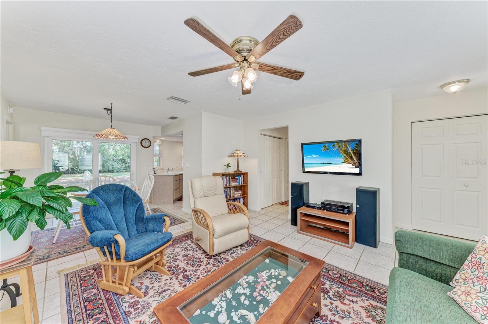 CENTURY ESTATES - Residential