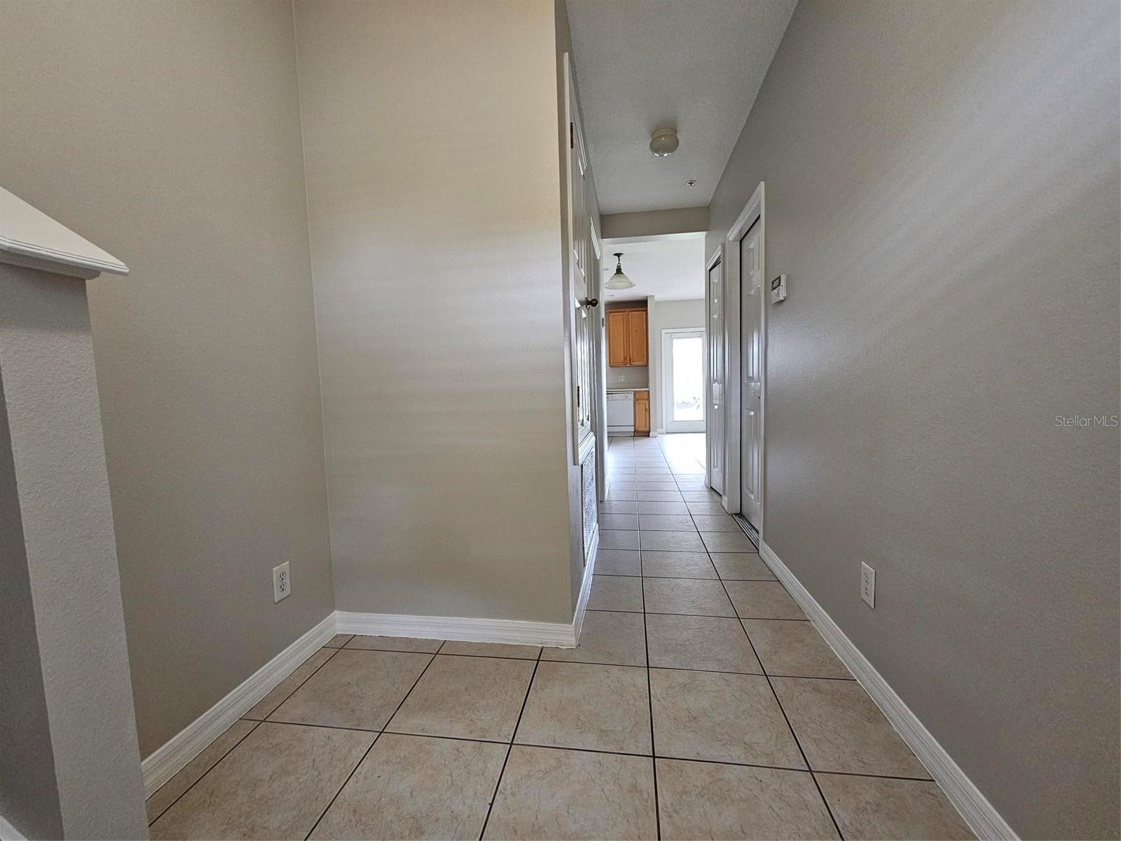 CYPRESS LAKES TWNHMS PH 2 UNIT 2 - Residential Lease