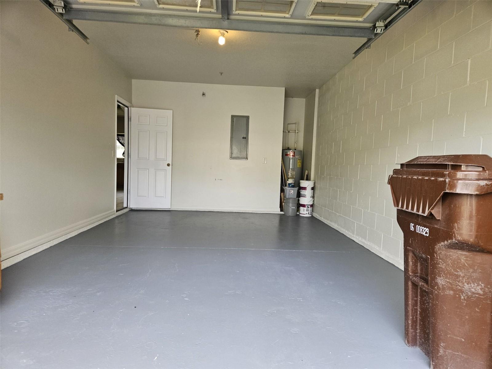 CYPRESS LAKES TWNHMS PH 2 UNIT 2 - Residential Lease