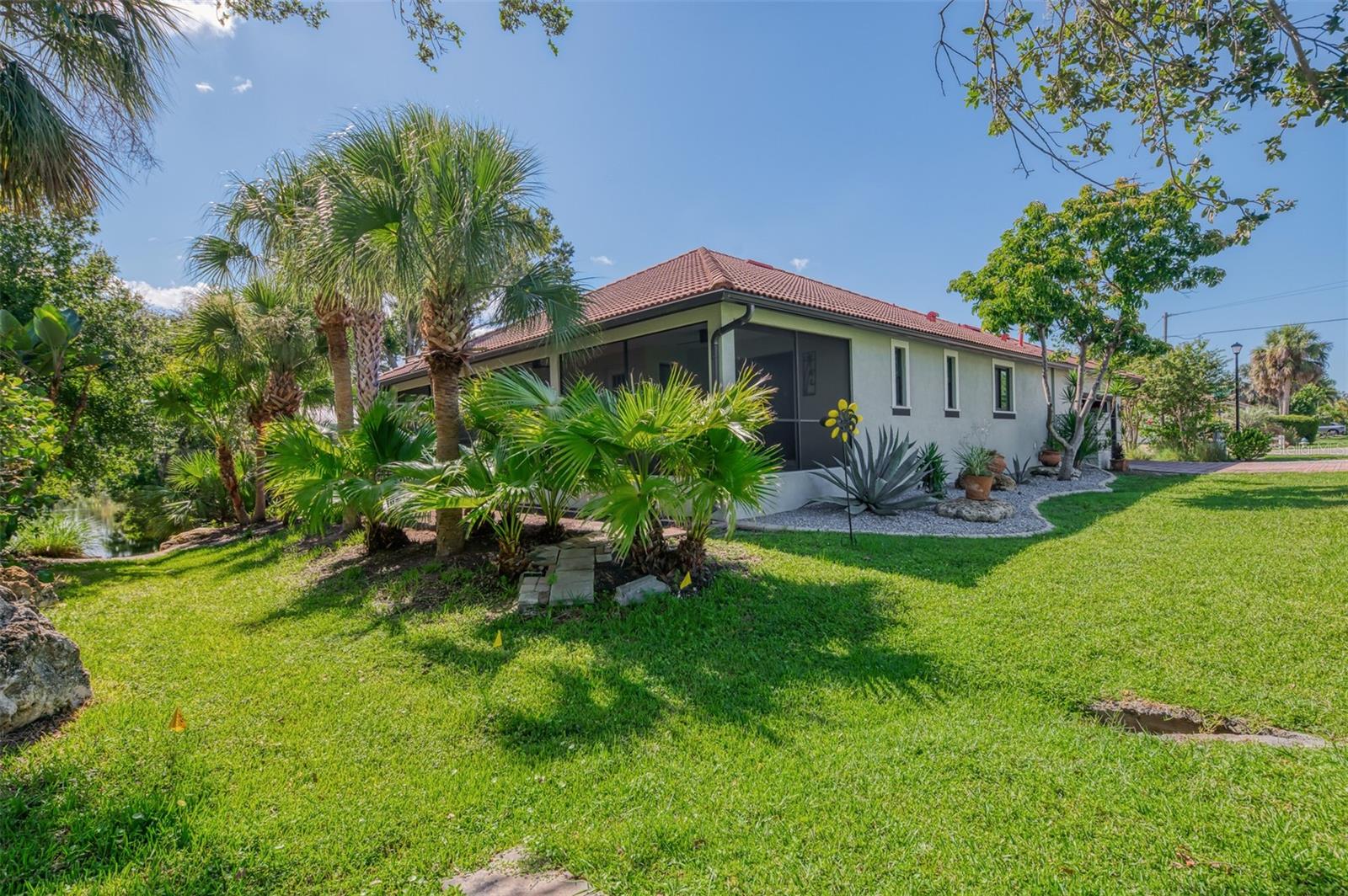 SORRENTO CAY - Residential