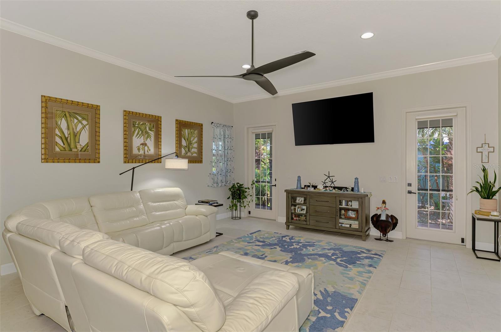 SORRENTO CAY - Residential
