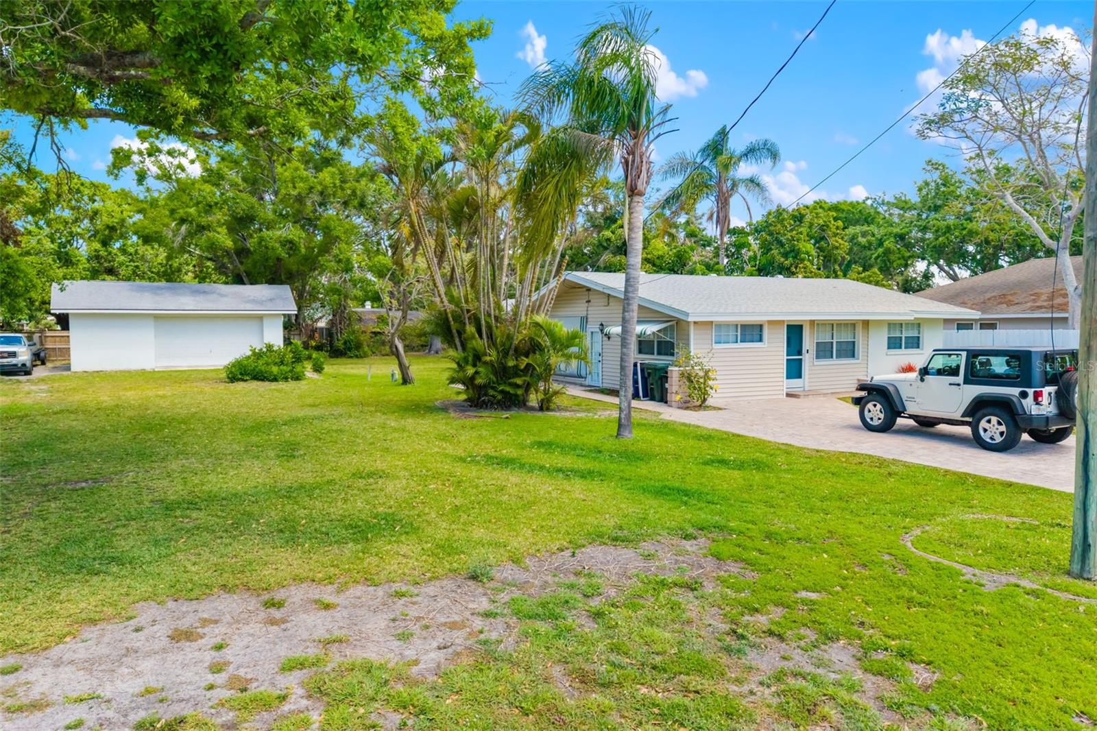2225 ALICE ROAD