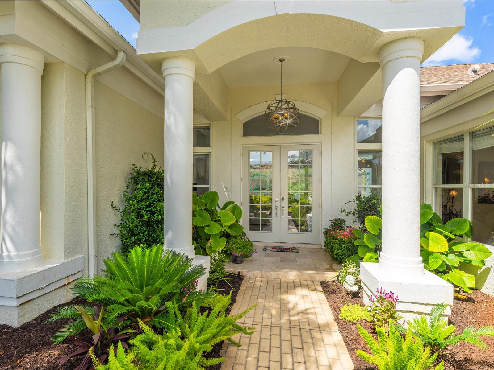8687 WOODBRIAR DRIVE