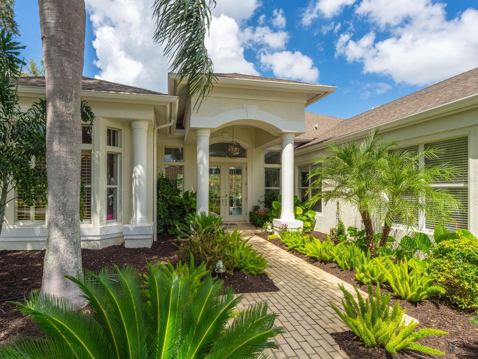 8687 WOODBRIAR DRIVE