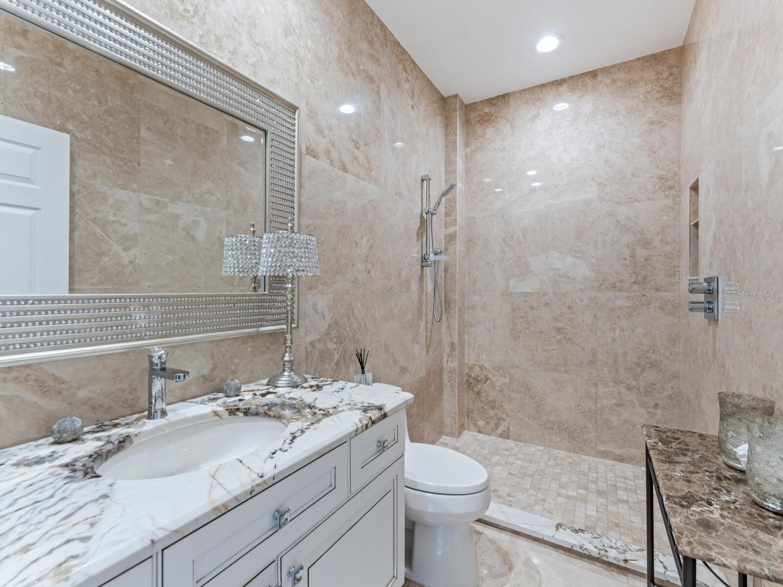 DEER CREEK - Residential